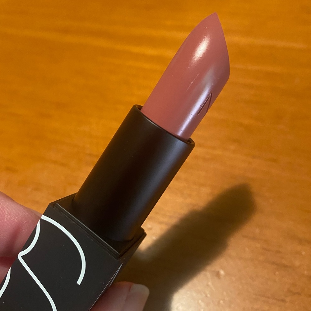 NARS Lipstick Dolce Vita 👄 - Picture 7 of 16